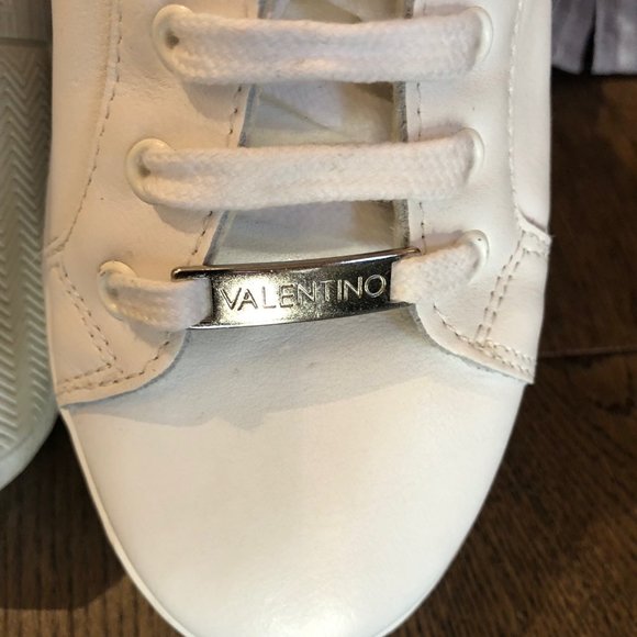 Valentino Trainers - Picture 5 of 13